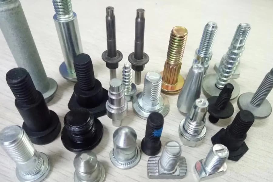 Material Selection for CNC Machining Fasteners