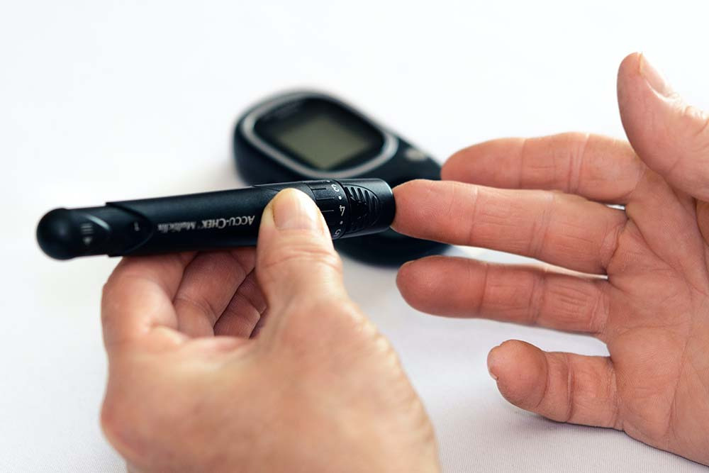 Medical devices using pogo pins