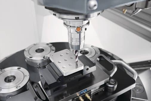 Self centering vise solution