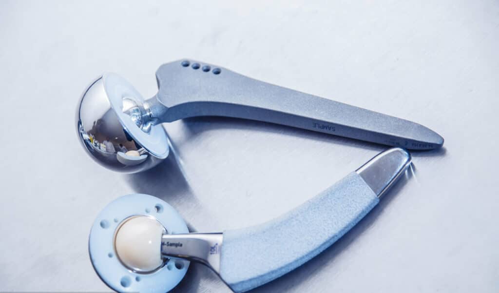 medica equipment for the prosthetic joints of the feet