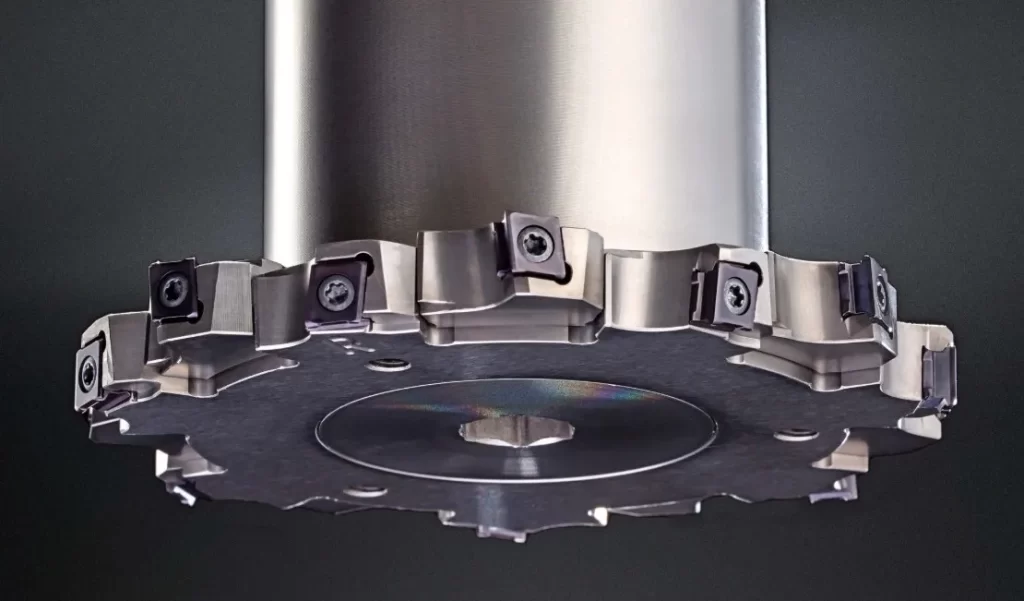 A sturdy side milling cutter with indexable inserts, ideal for aerospace machining applications
