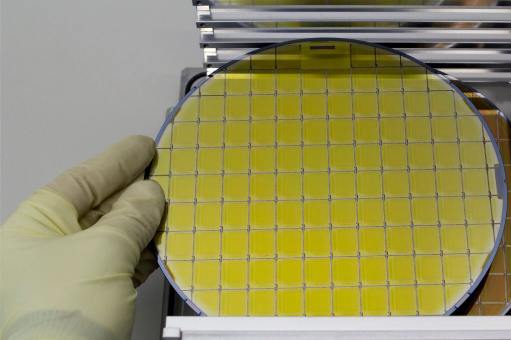standard vacuum wafer holder