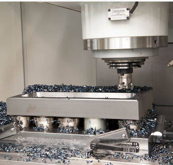 A workholding for CNC milling, which firmly fixes the workpiece during milling process.